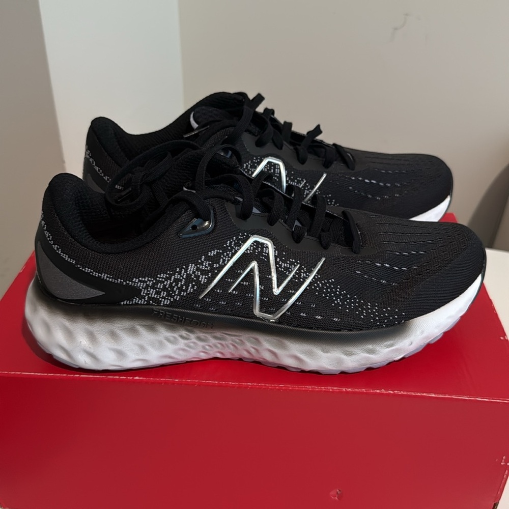 New balance running shoes